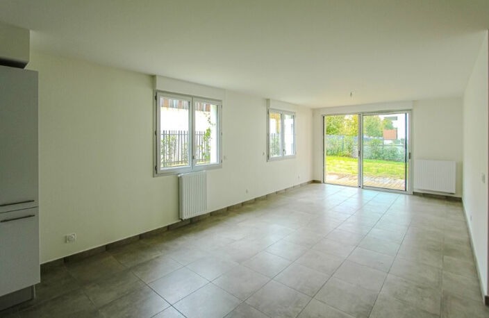 BOUCAU - BEL APPARTEMENT? 4 PIECES - 2 TERRASSES JARDIN- 3 PARKINGS EN SOUS-SOL — photo 2