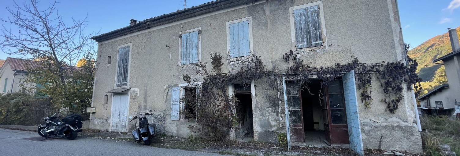 Maison 8 Pièces 165 m² à vendre à La Motte-du-Caire (04250)