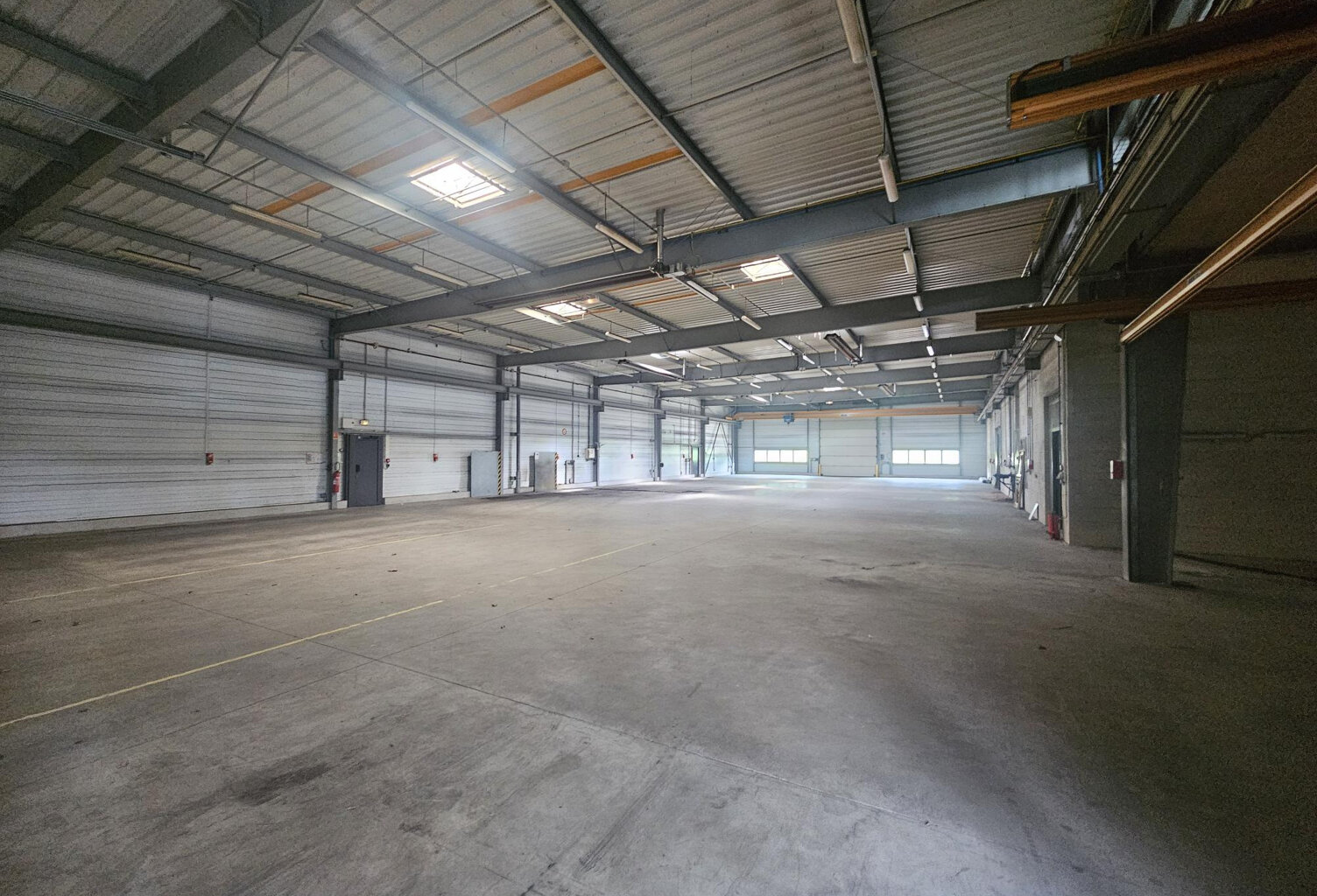 LOCAL D'ACTIVITE A VENDRE ANGERS OUEST — photo 1