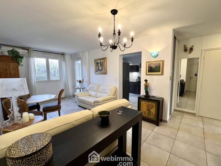 Appartement - 50m² - Biguglia — photo 1