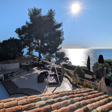 Maison 6 pièces 3220 €