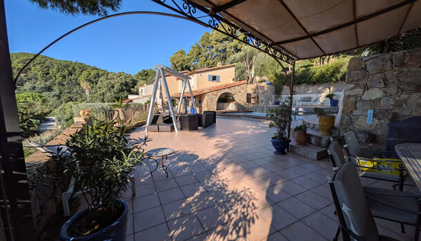 Villa / Maison 6 pièces  à louer Carqueiranne 83320