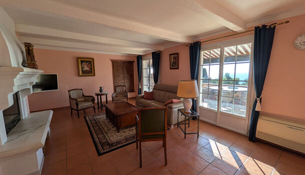 Villa / Maison 6 pièces  à louer Carqueiranne 83320