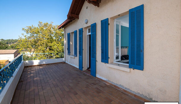 Villa / Maison 5 pièces  à vendre Pradet (Le) 83220