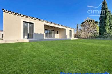 Maison 4 pièces 395600 €