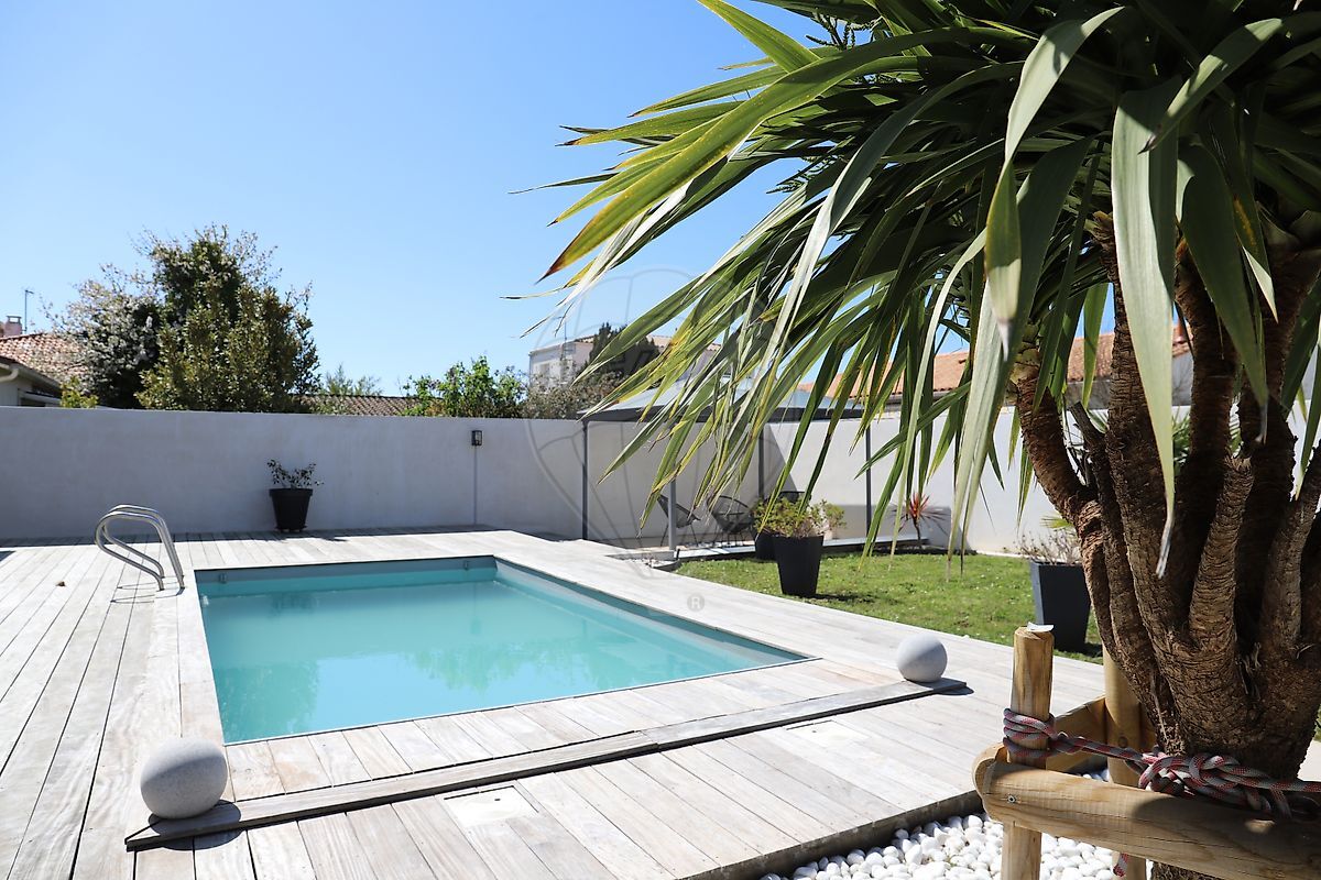 Villa / Maison  T5 à vendre Vaux-sur-Mer 17640