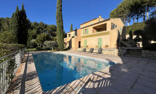 Maison 7 Pièces 252 m² à louer à Roquevaire (13360)