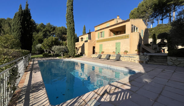 Villa / Maison 7 pièces  à louer Roquevaire 13360