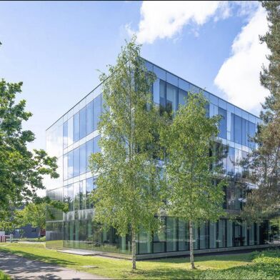 Bureau 12 pièces 750000 €