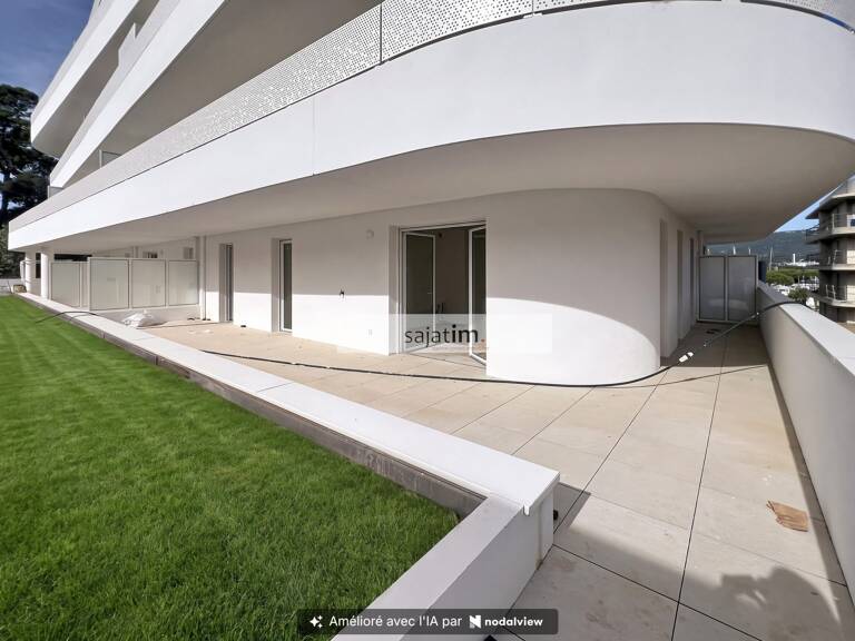 T4 EN REZ DE JARDIN terrasse de 50 m² — photo 1