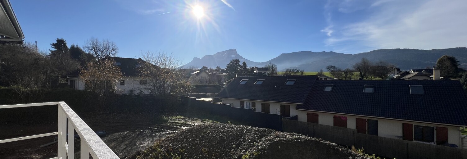 Appartement  93 m² à vendre à Challes-les-Eaux (73190)