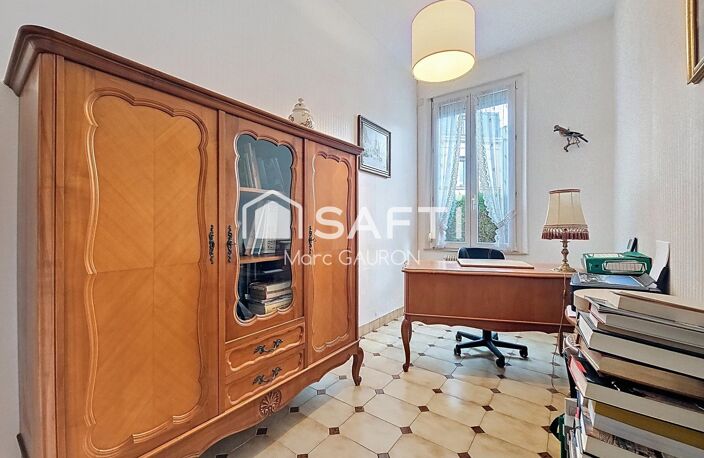 Sect Jamin 145 m² jardinet, cour, terrasse, garage — photo 5