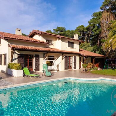 Maison 7 pièces 829000 €