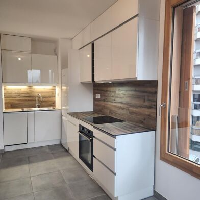 Appartement 3 pièces 1700 €