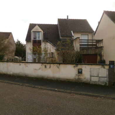 Maison 6 pièces 140400 €