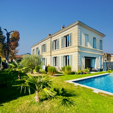 Maison 5 pièces 499000 €