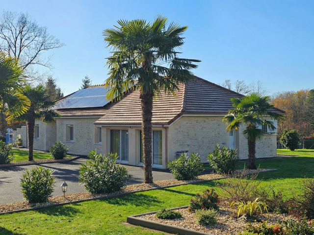 Maison T6 139 m2-5800m2-St Yrieix la perche — photo du bien