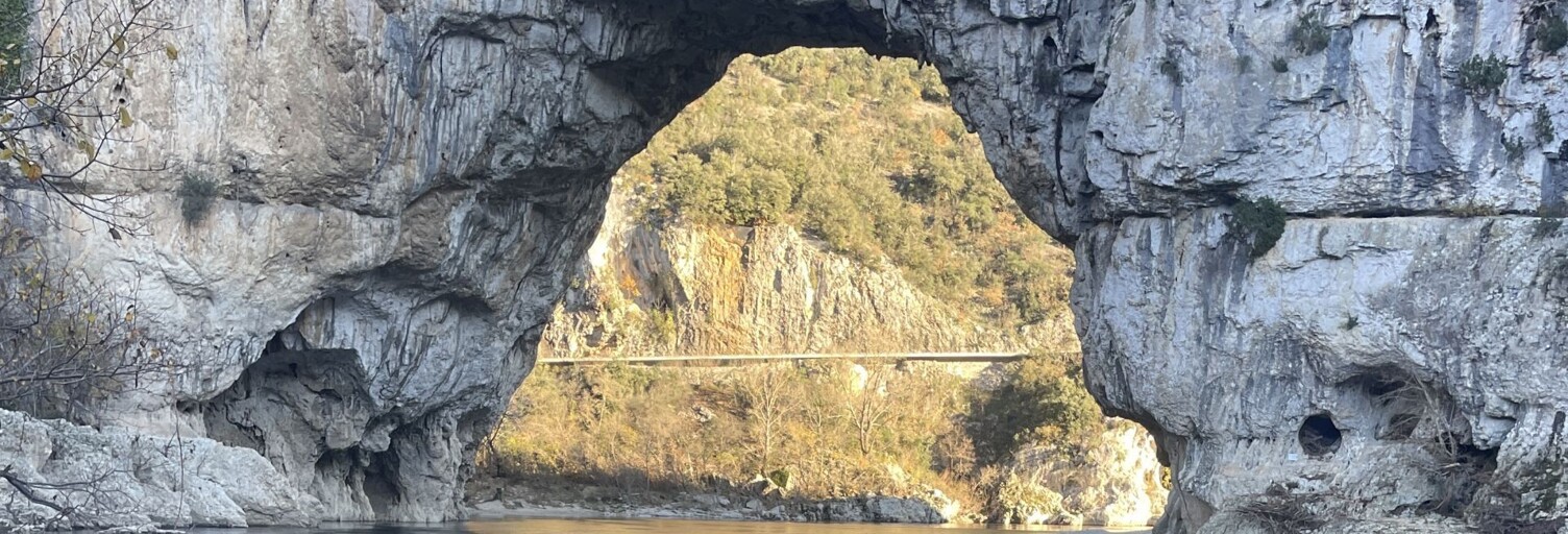 Commerce  70 m² à vendre à Vagnas (07150)