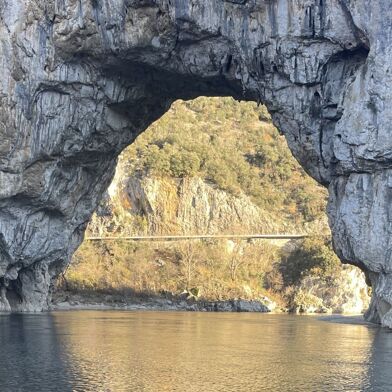 Commerce  181500 €