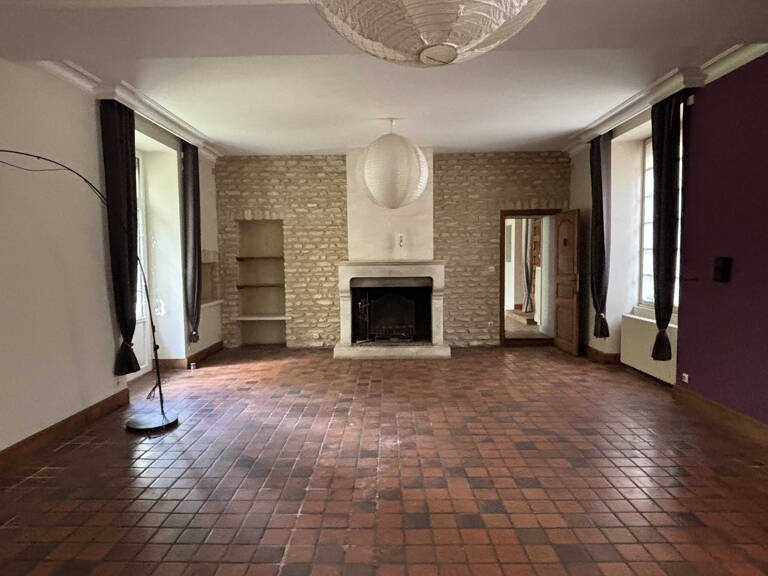 MAISON - BOURG - 311 M2 - GITE — photo 1