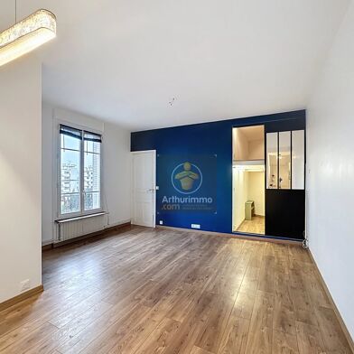Appartement 2 pièces 240000 €