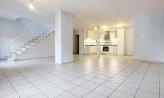 Maison  146 m² à louer à Saint-Genis-Pouilly (01630)