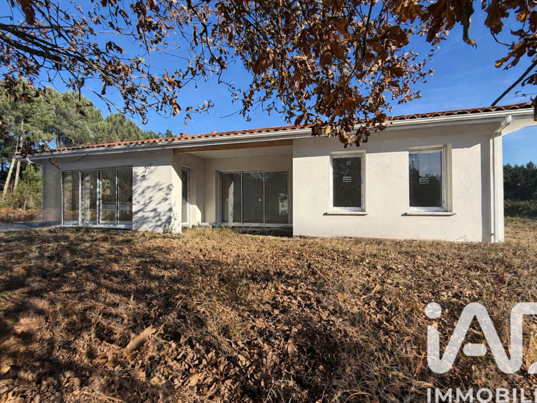 Vente Maison/villa 4 pièces — photo 1