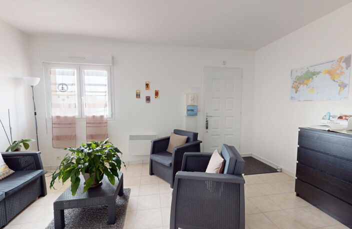 LOCAL PROFESSIONNEL 44 m2 ZA du BOUTET — photo 4