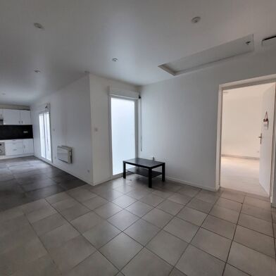 Appartement 3 pièces 545 €