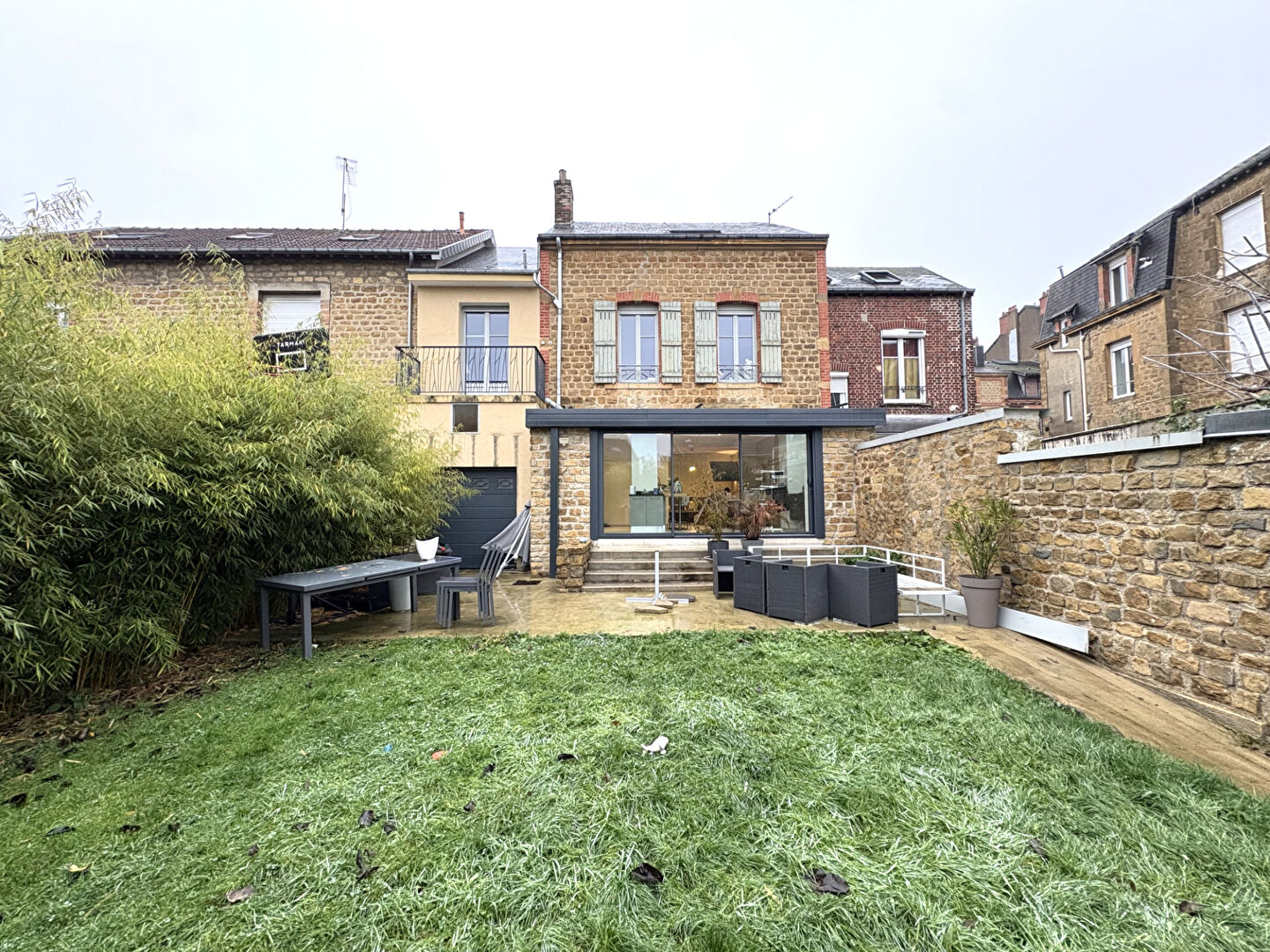 Villa / Maison  T5 à vendre Charleville-Mézières 08000