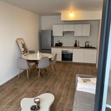 Appartement 3 pièces 1350 €