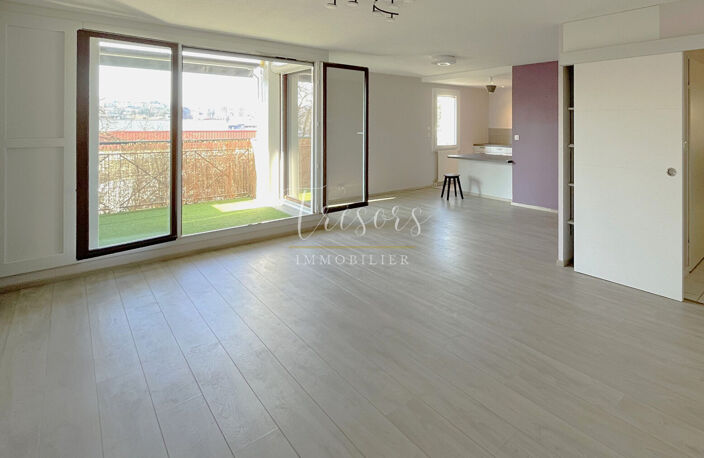 Annecy , quartier  ST MICHEL, appartement T4  de 87M2, — photo 2