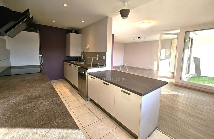 Annecy , quartier  ST MICHEL, appartement T4  de 87M2, — photo 4