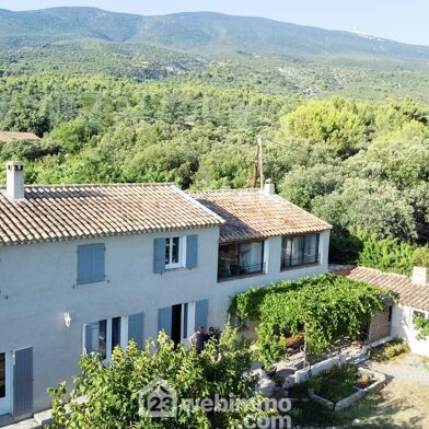 Maison 9 pièces 699950 €