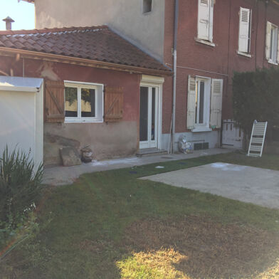 Appartement 2 pièces 773 €