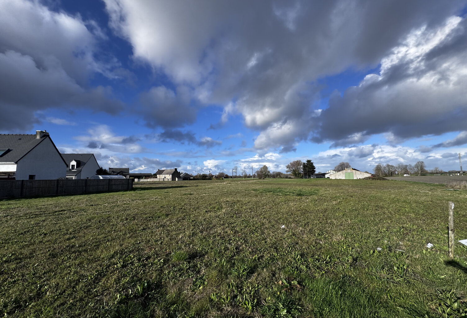 Terrain — photo 1