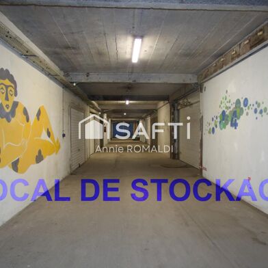 Commerce 1 pièces 61500 €