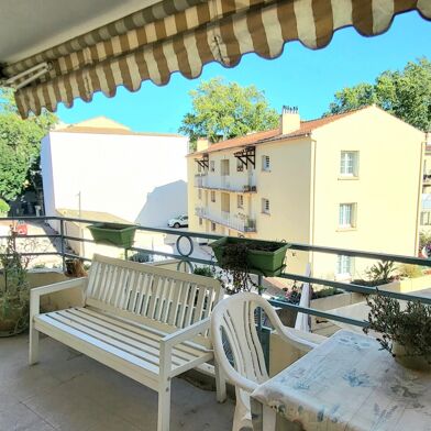 Appartement 3 pièces 323500 €