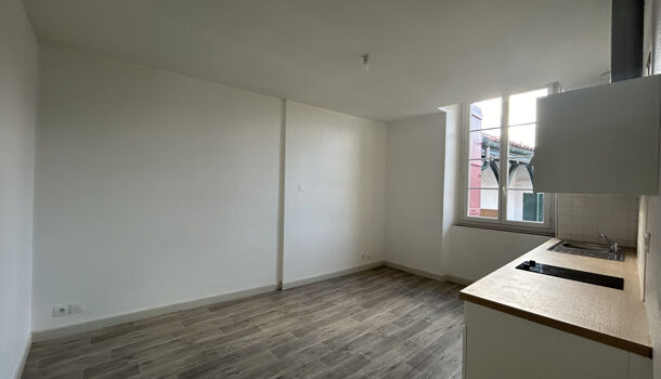 Appartement 3 pièces  à louer Saint-Palais 64120