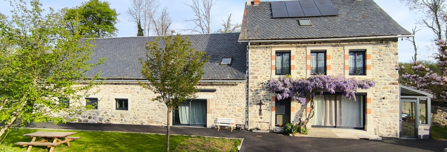 Maison 9 Pièces 265 m² à vendre à Vebret (15240)