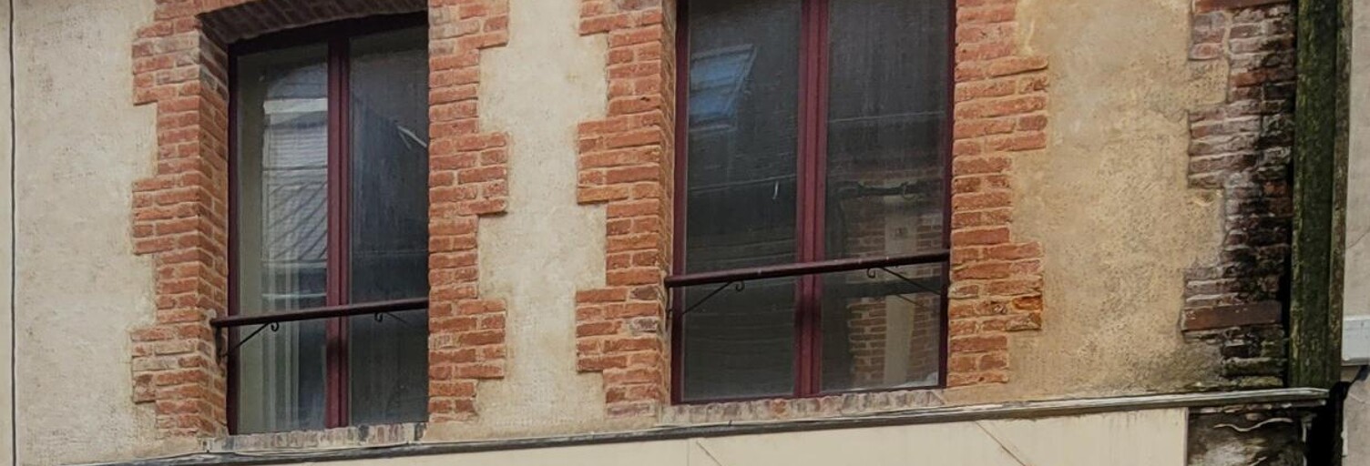 Immeuble  100 m² à vendre à L'Aigle (61300)