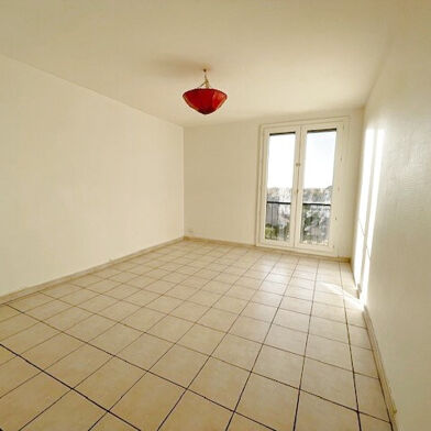 Appartement 3 pièces 116600 €
