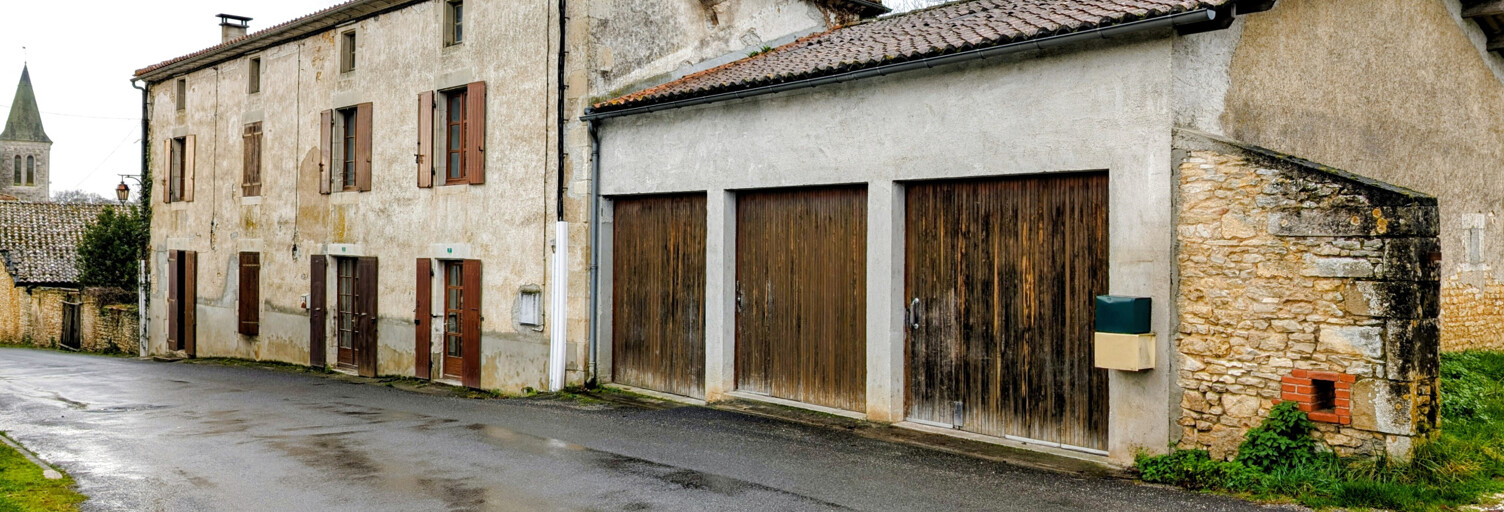 Maison 9 Pièces 207 m² à vendre à Saint-Laurent-de-Céris (16450)