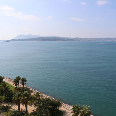 Appartement 4 pièces 1320 €