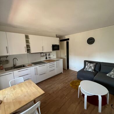 Appartement 2 pièces 820 €