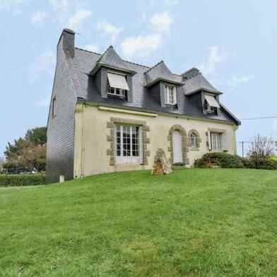 Maison 7 pièces 301815 €