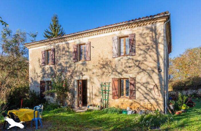 Maison en pierre de 6 pièces principales — photo 3