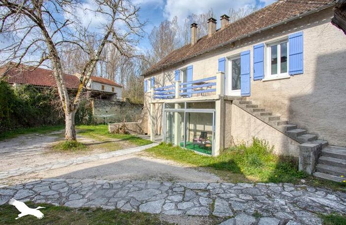 Maison en pierre de 5 pièces principales — photo 2