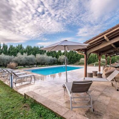 Maison 5 pièces 348600 €