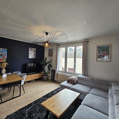 Appartement 3 pièces 161250 €